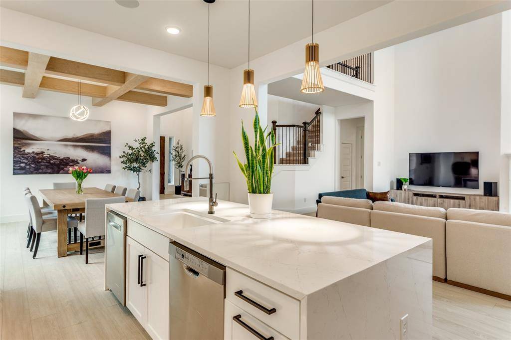 1785 Bramshaw Trail, Farmers Branch, TX 75234