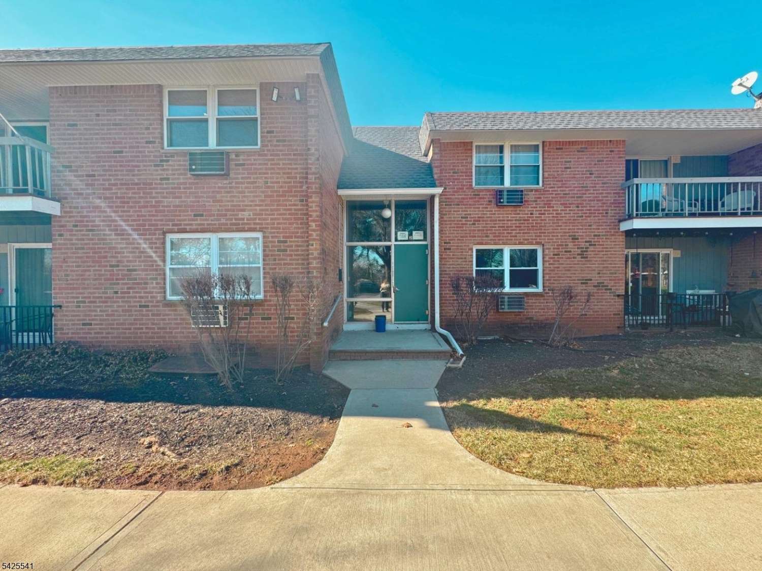 806 Eves Dr #2H, Hillsborough Twp., NJ 08844