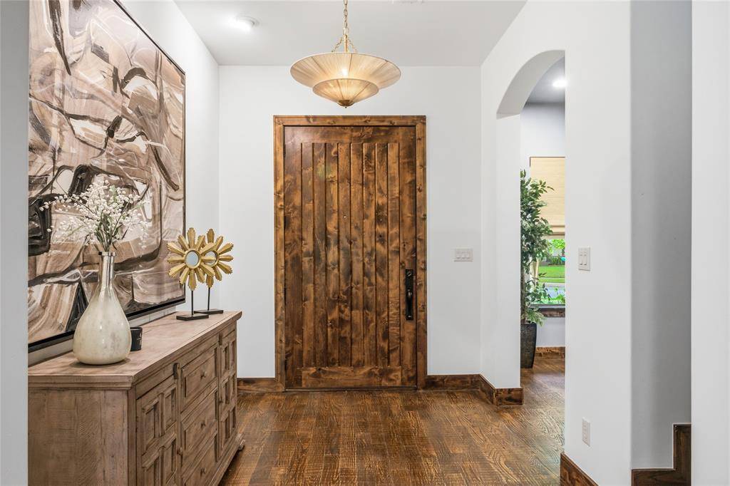 7106 La Vista Drive, Dallas, TX 75214