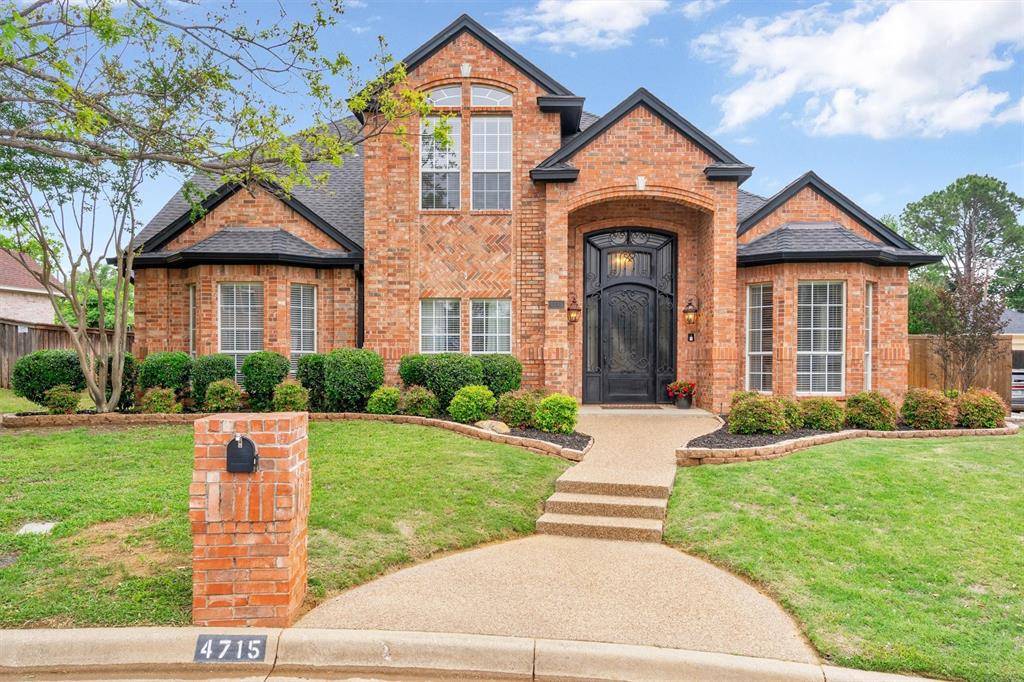 4715 Morris Heights Drive, Arlington, TX 76016