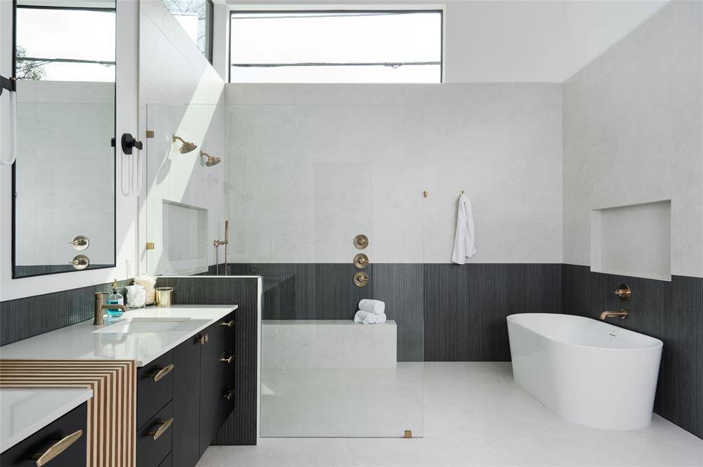 6906 Clayton Avenue, Dallas, TX 75214