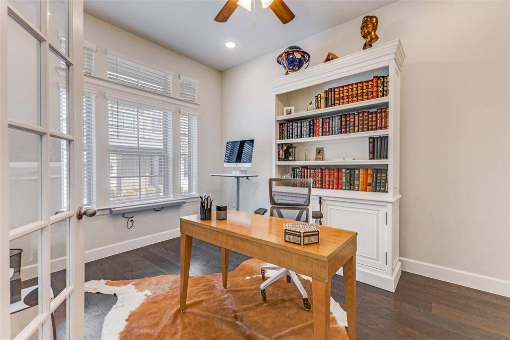 9136 Rock Daisy Court, Dallas, TX 75231