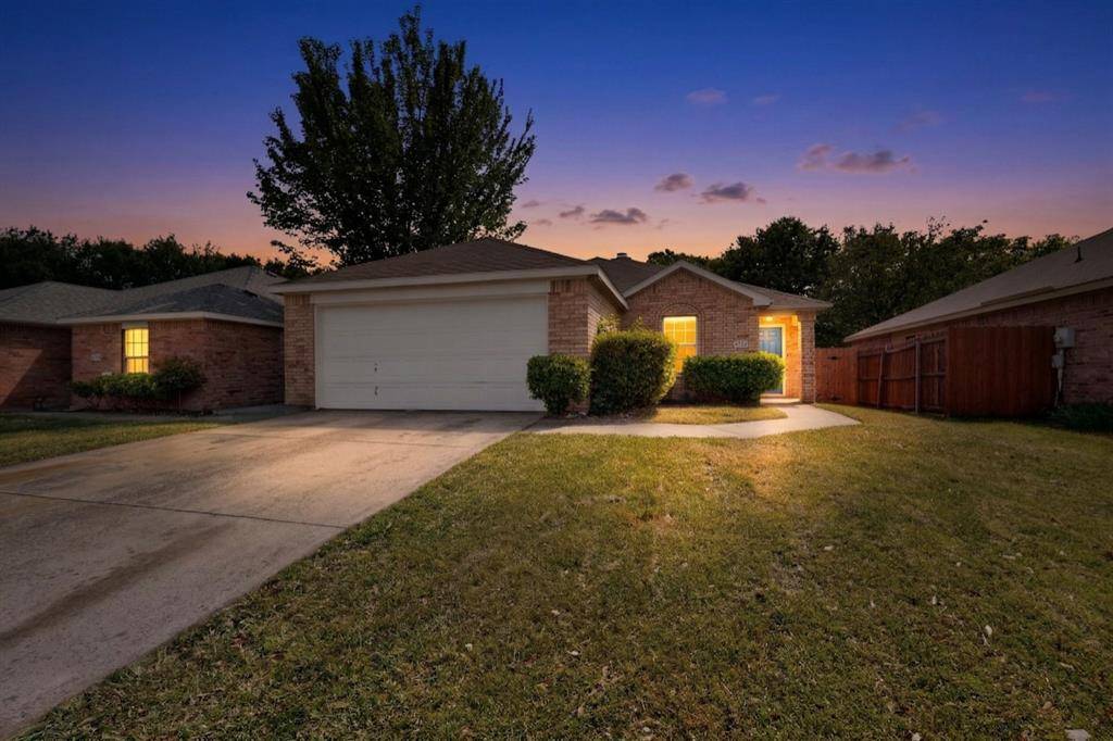 9708 Calle Del Oro Lane, Dallas, TX 75217