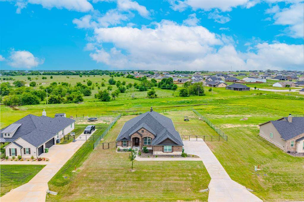 197 Stone Canyon Drive, Rhome, TX 76078