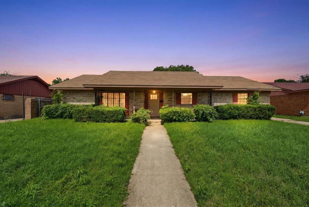 1900 MAHALIA Drive, Waco, TX 76705