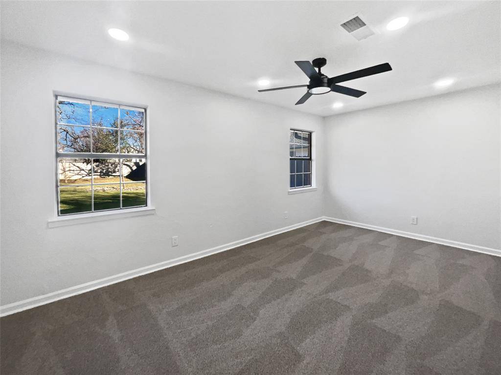 464 W Fulton Street, Van Alstyne, TX 75495