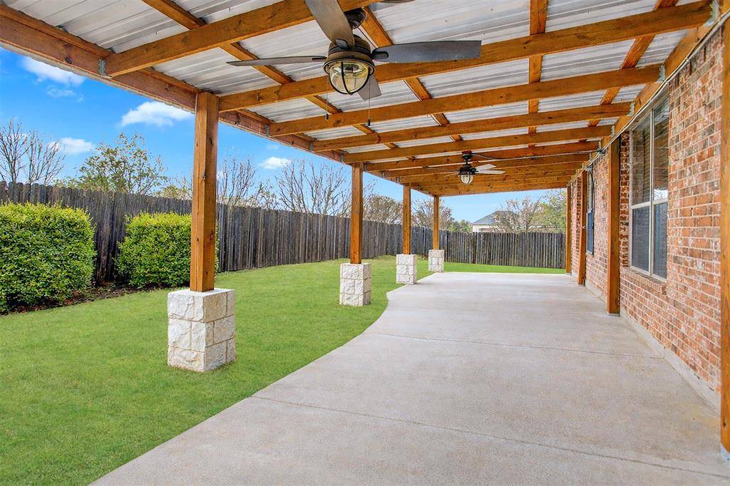 519 Hunters Ridge Drive, Melissa, TX 75454