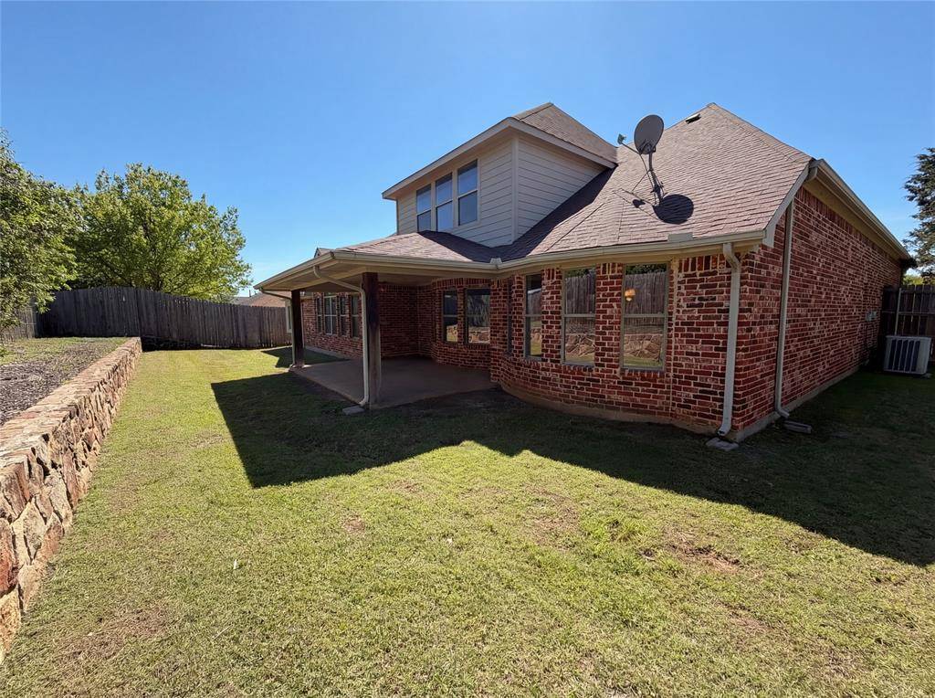 210 Billo Court, Weatherford, TX 76087