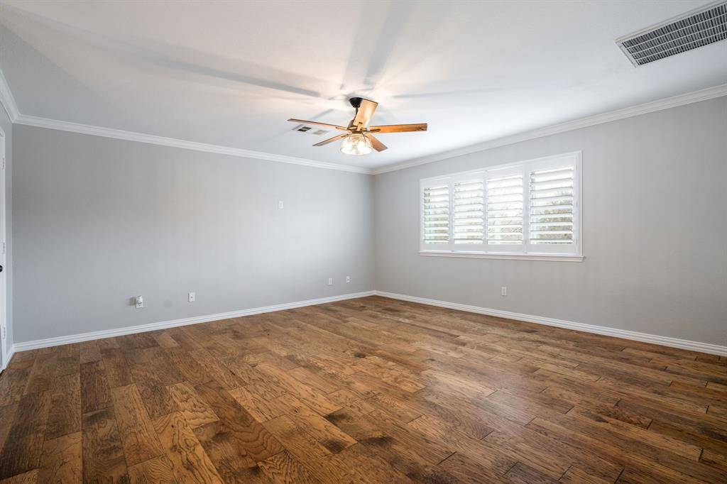 245 Bent Creek Drive, Waxahachie, TX 75165