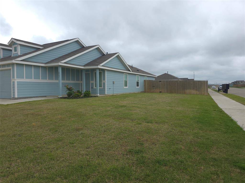 2757 Cobbleview Drive, Fort Worth, TX 76179