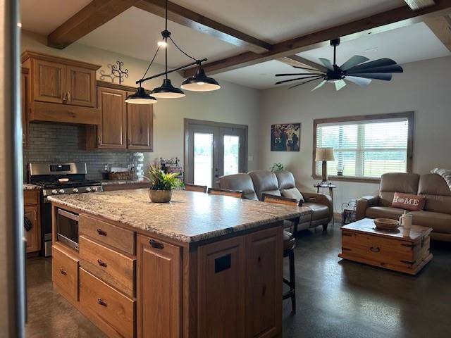 9102 County Road 3816, Athens, TX 75752