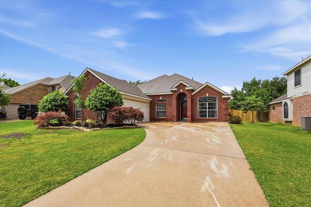 7109 Denver City Drive, Fort Worth, TX 76179