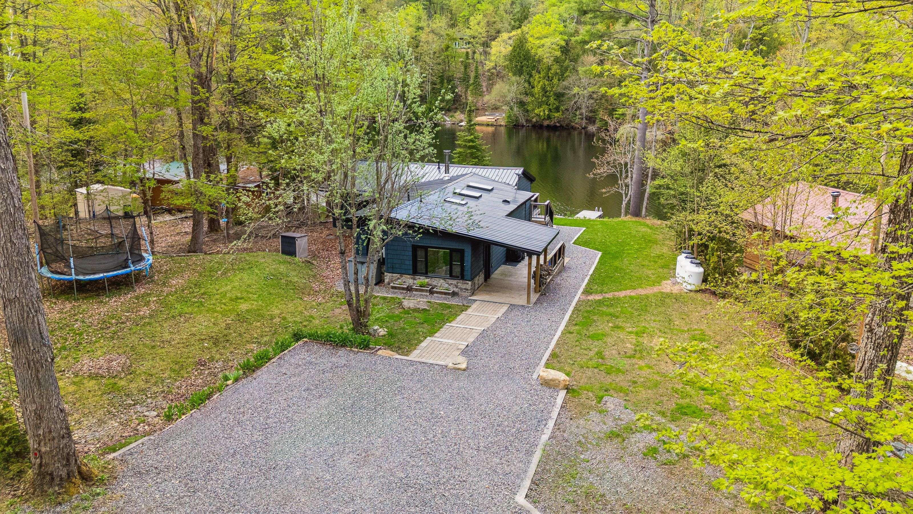 1023 Kirkpatrick LN, Bracebridge, ON P1L 1X1
