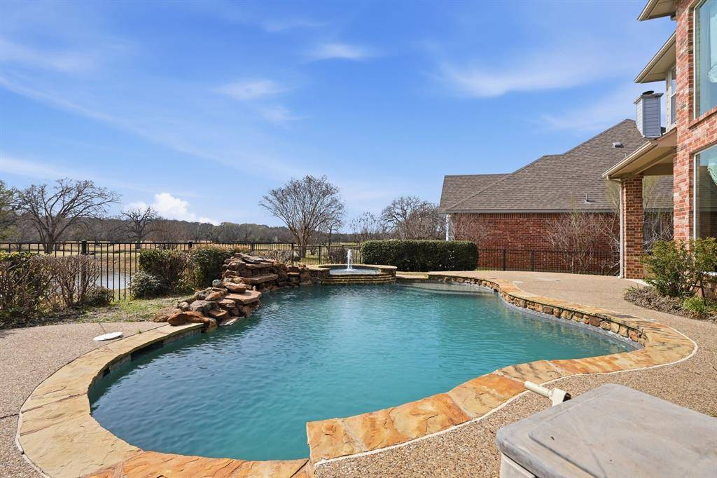 2304 Watercrest Drive, Keller, TX 76248