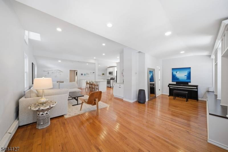 12 OVERLOOK DRIVE, Denville Twp., NJ 07834