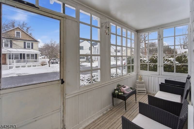 26 Maple Ave, Morris Plains Boro, NJ 07950