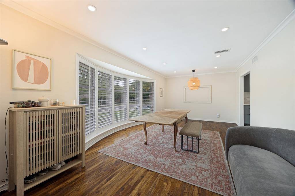 707 S Weatherred Drive, Richardson, TX 75080