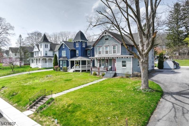 82 Newton Ave, Sussex Boro, NJ 07461