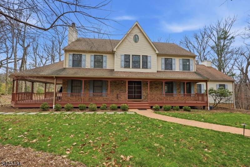 931 Vosseller Ave, Bridgewater Twp., NJ 08836