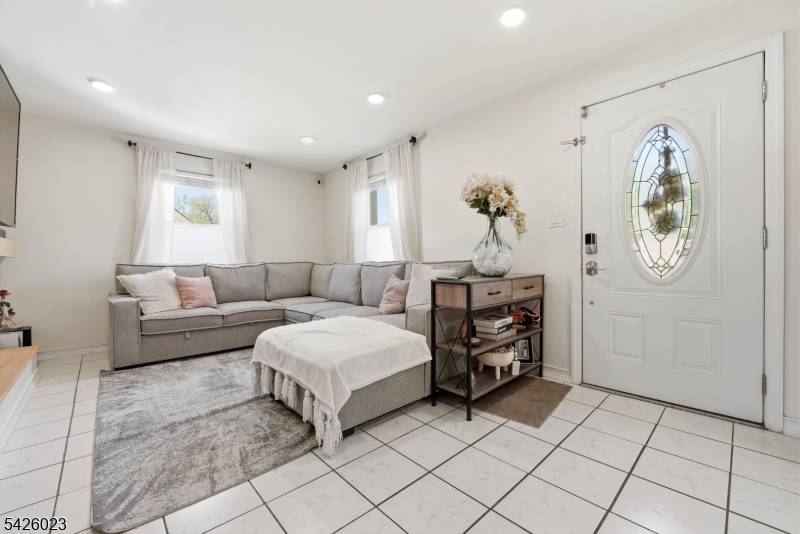 417 Brooklawn Ave, Roselle Boro, NJ 07203