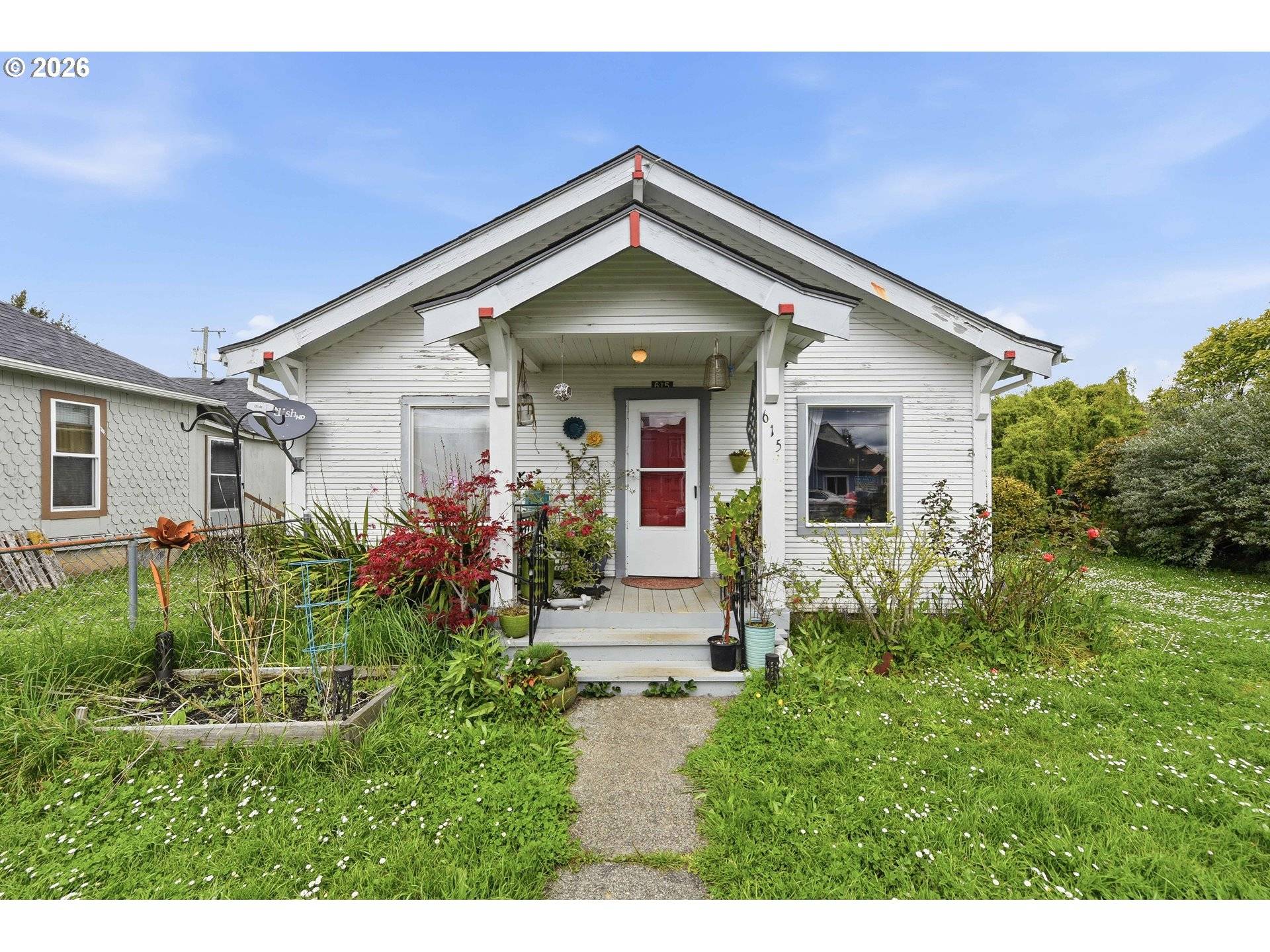 615 WILLOW ST, Myrtle Point, OR 97458