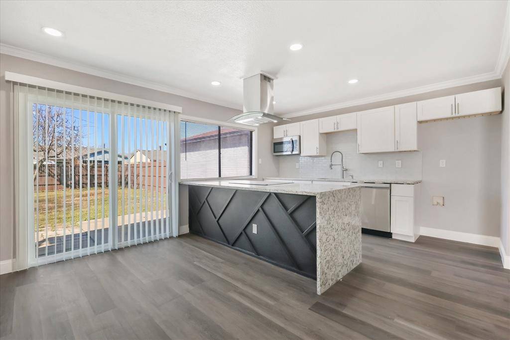 1913 Edna Smith Drive, Garland, TX 75040