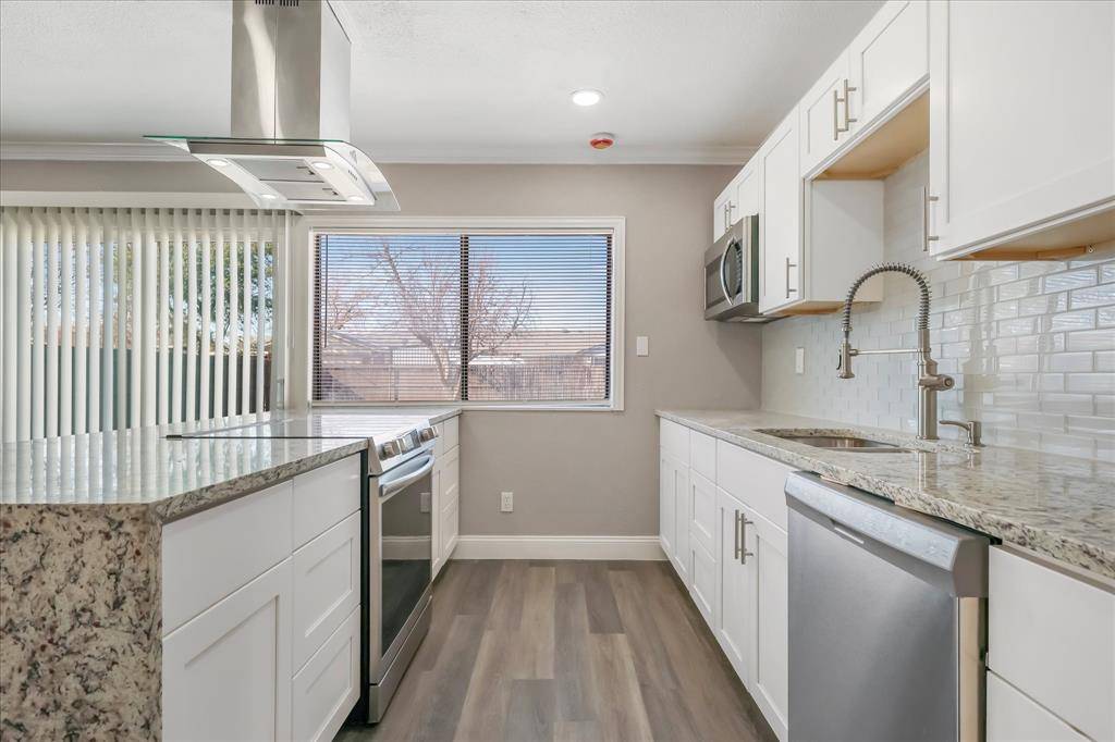 1913 Edna Smith Drive, Garland, TX 75040