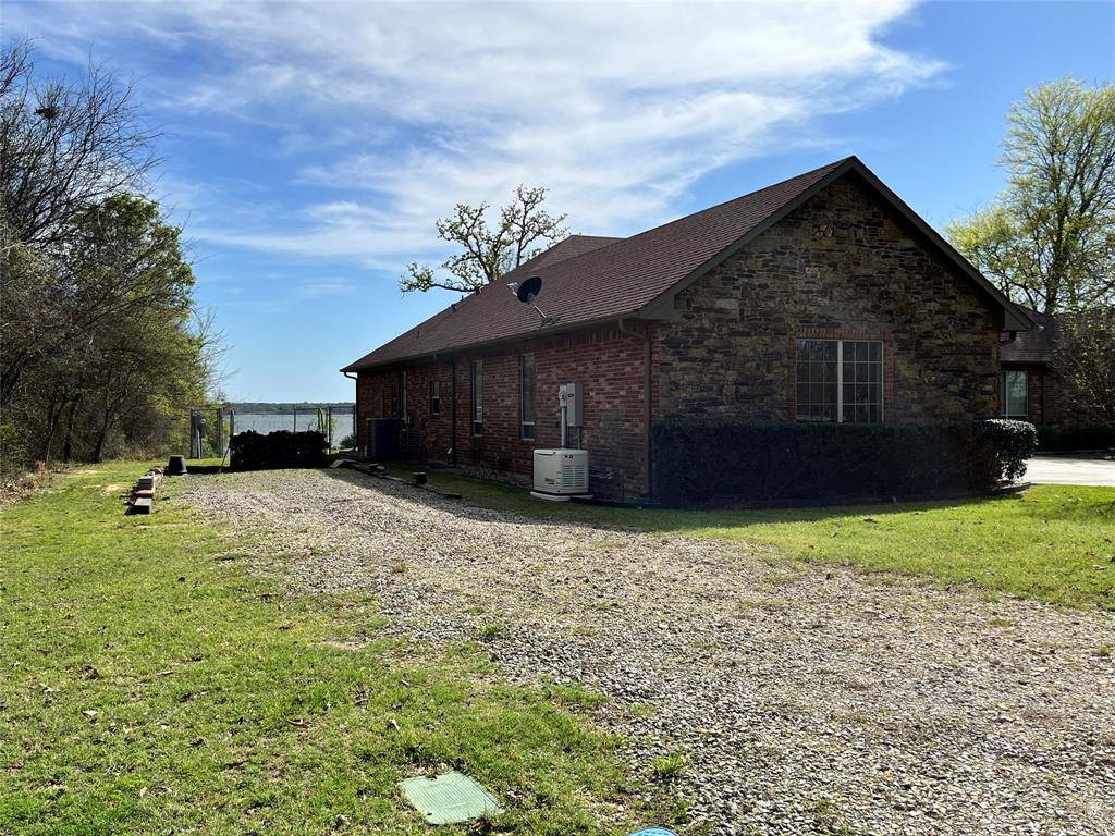 1255 County Road 3400, Emory, TX 75440