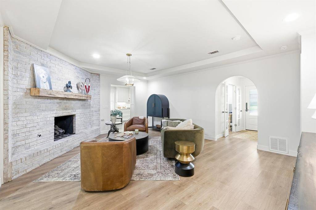 1519 Chisolm Trail, Lewisville, TX 75077