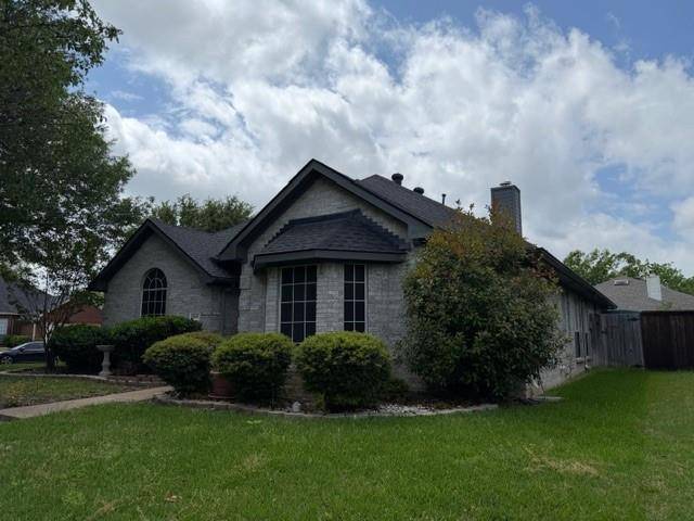 4541 Westbriar Lane, Grand Prairie, TX 75052