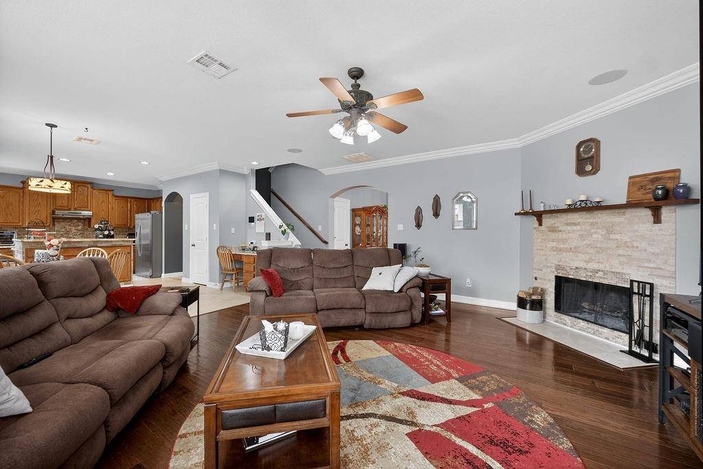 5804 Silver Leaf Drive, Mckinney, TX 75070