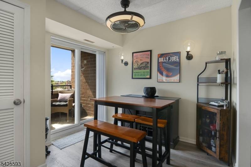 50 Iron Forge Sq, Pompton Lakes Boro, NJ 07442