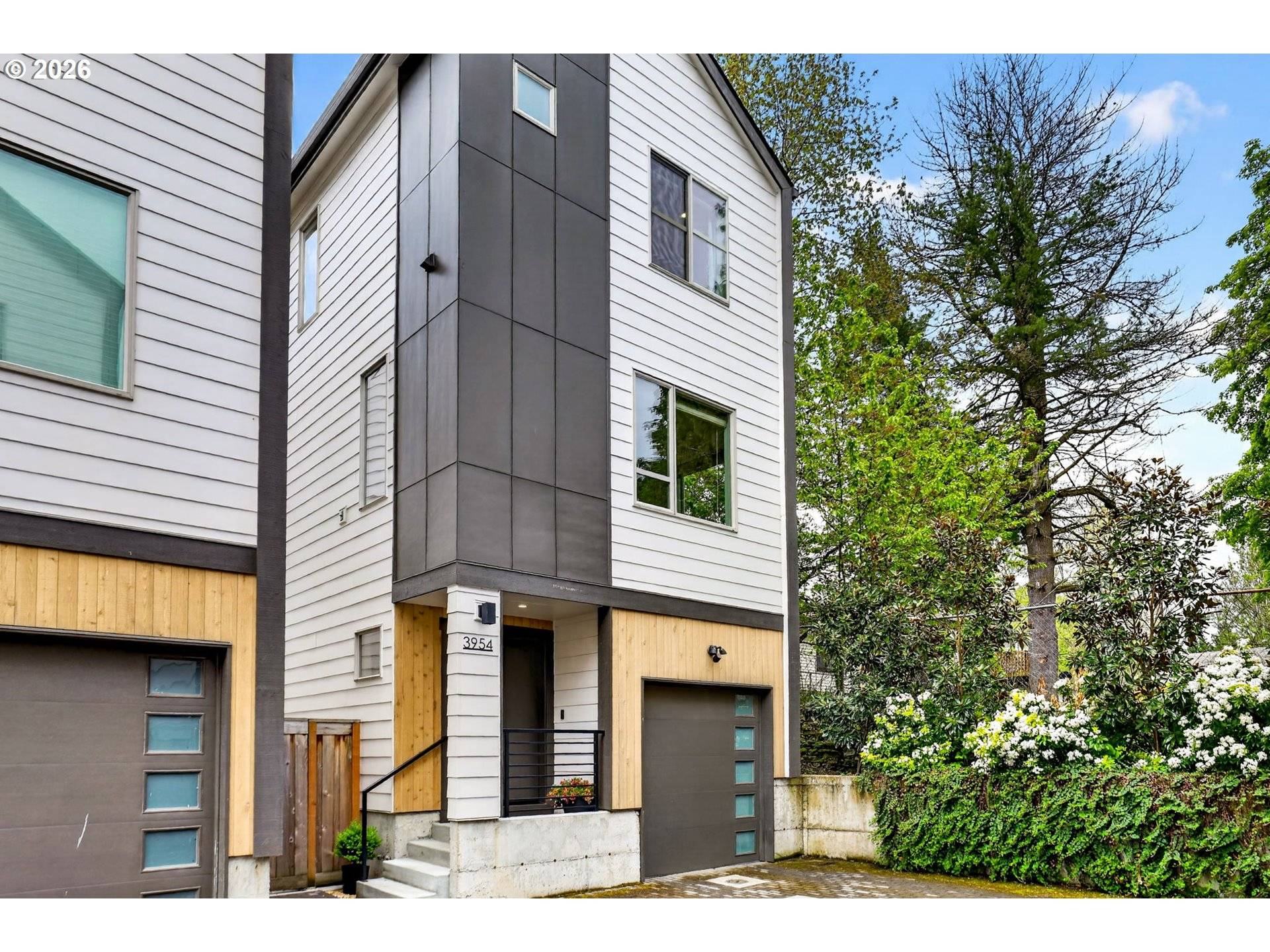 3954 SE GLADSTONE ST, Portland, OR 97202