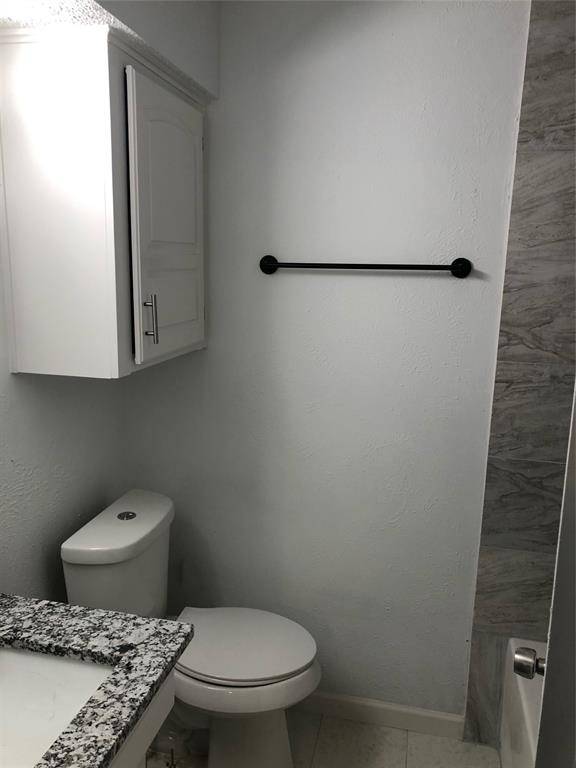 204 Matt Place, Grand Prairie, TX 75051