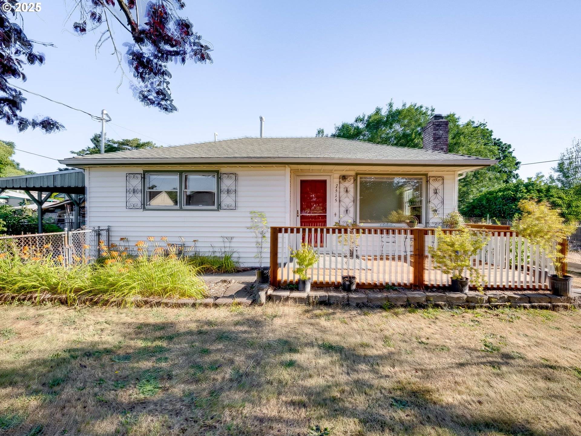 7515 SE LUTHER RD, Portland, OR 97206