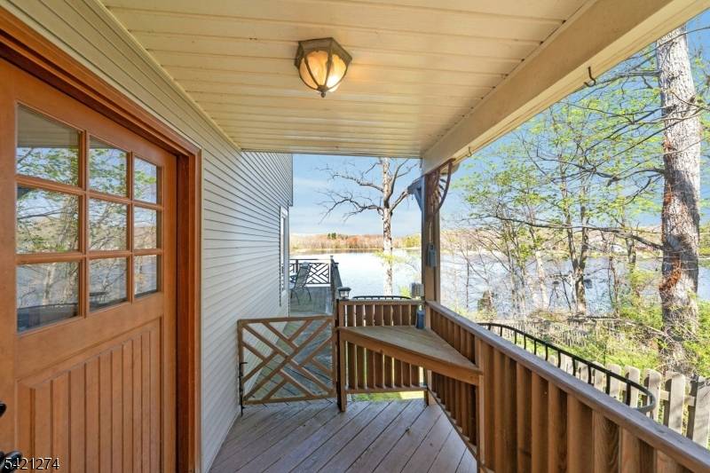 95 Wildwood Rd, Jefferson Twp., NJ 07438