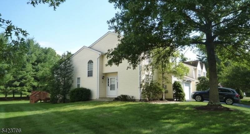 14 Watchung Trl, Branchburg Twp., NJ 08876