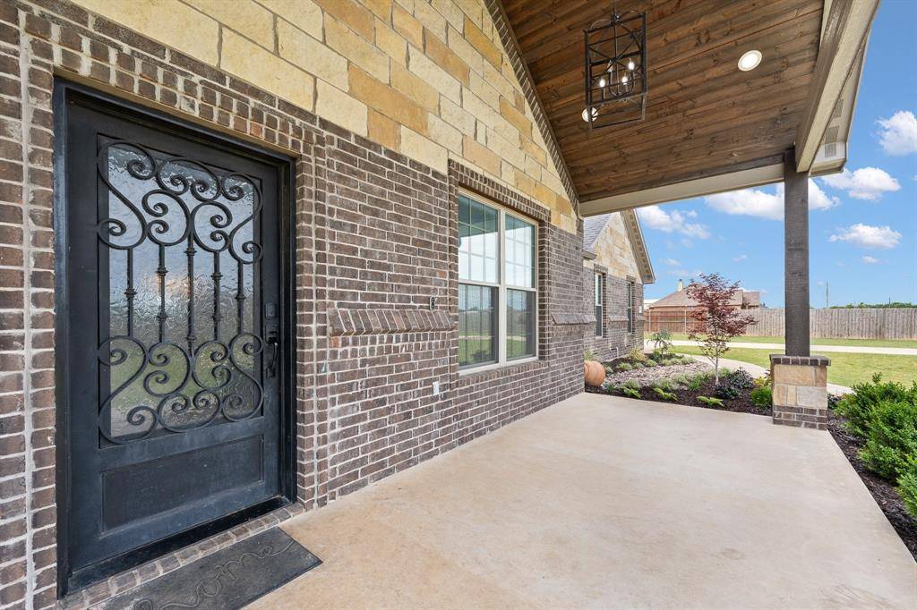 3401 Chinaberry Lane, Joshua, TX 76058