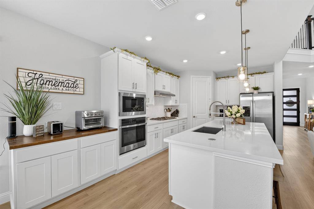 551 Wisteria Street, Lakewood Village, TX 75068