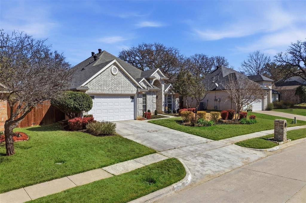 2609 Westwind Drive, Corinth, TX 76210