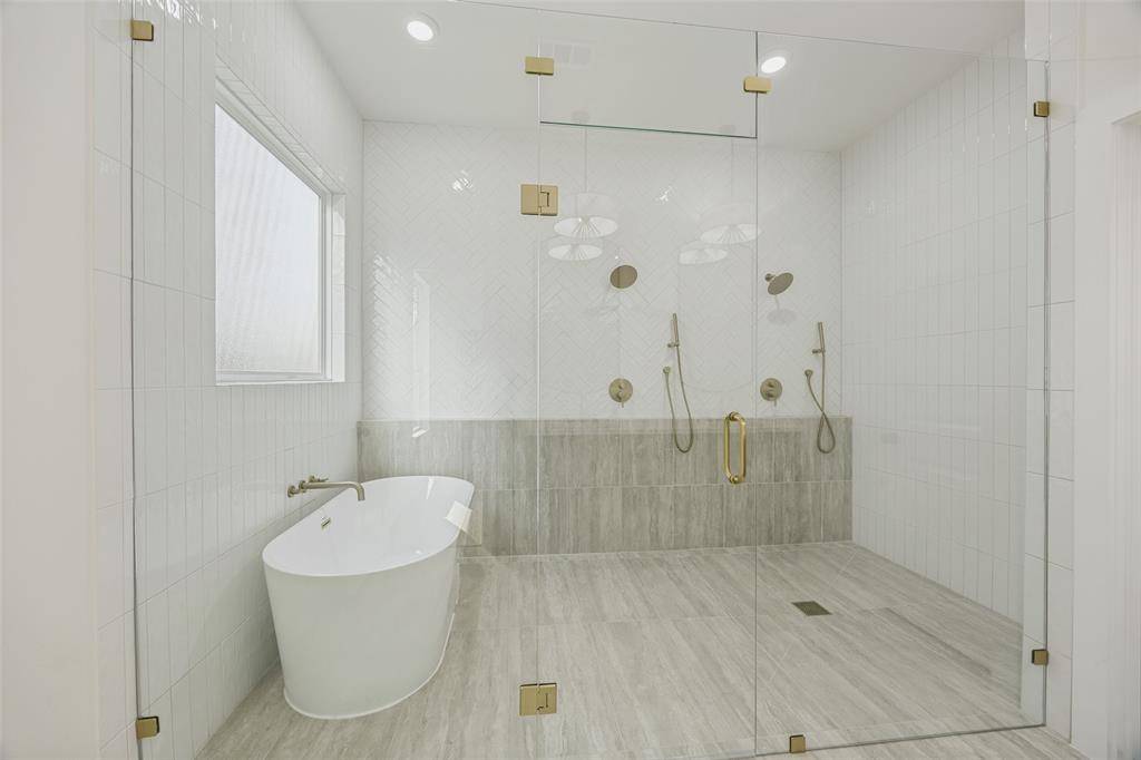 3910 Harlingen, Dallas, TX 75212