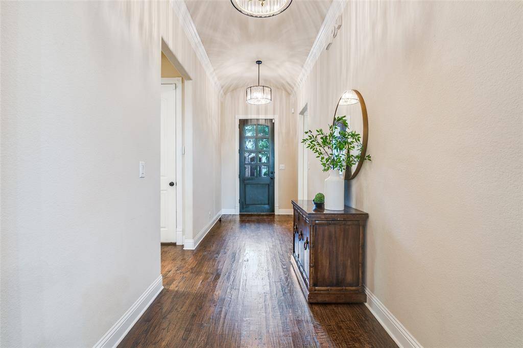 3921 Clear Creek Court, Richardson, TX 75082