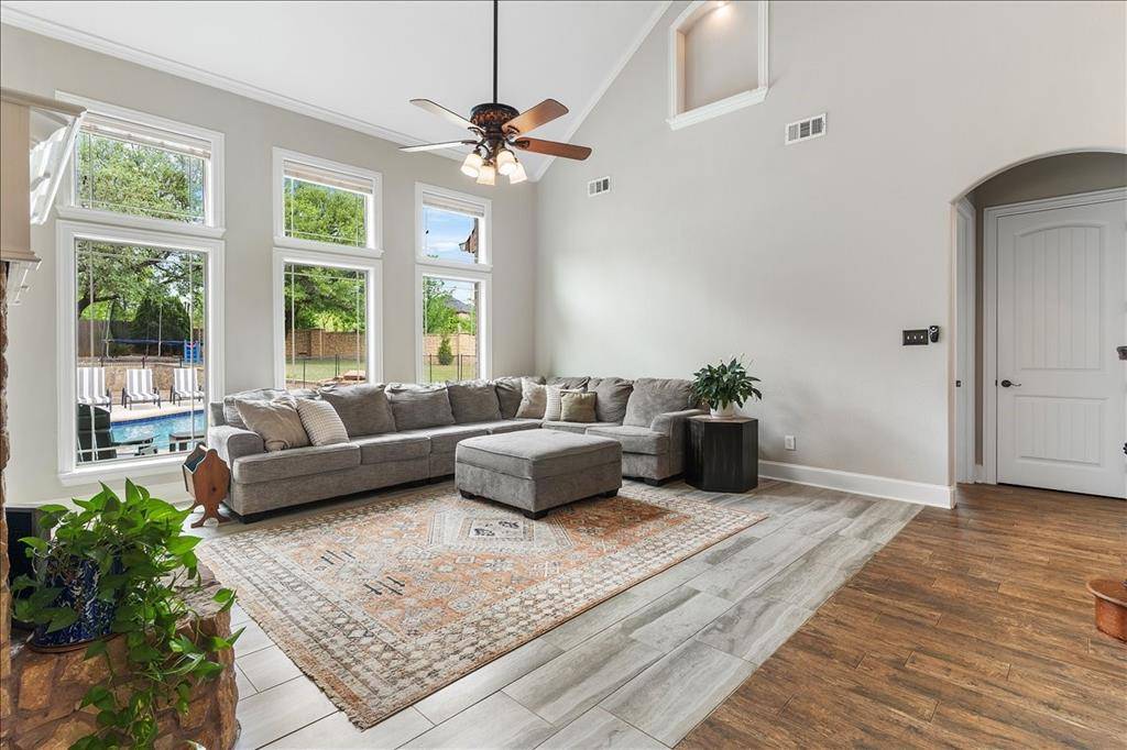 221 Adventus Court, Mansfield, TX 76063