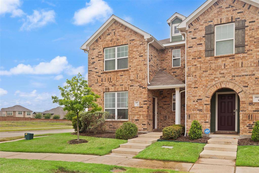 3901 Hometown Boulevard, Forney, TX 75126