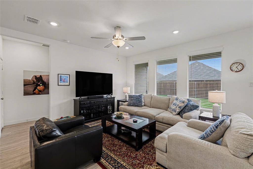 513 Hackney Drive, Princeton, TX 75407