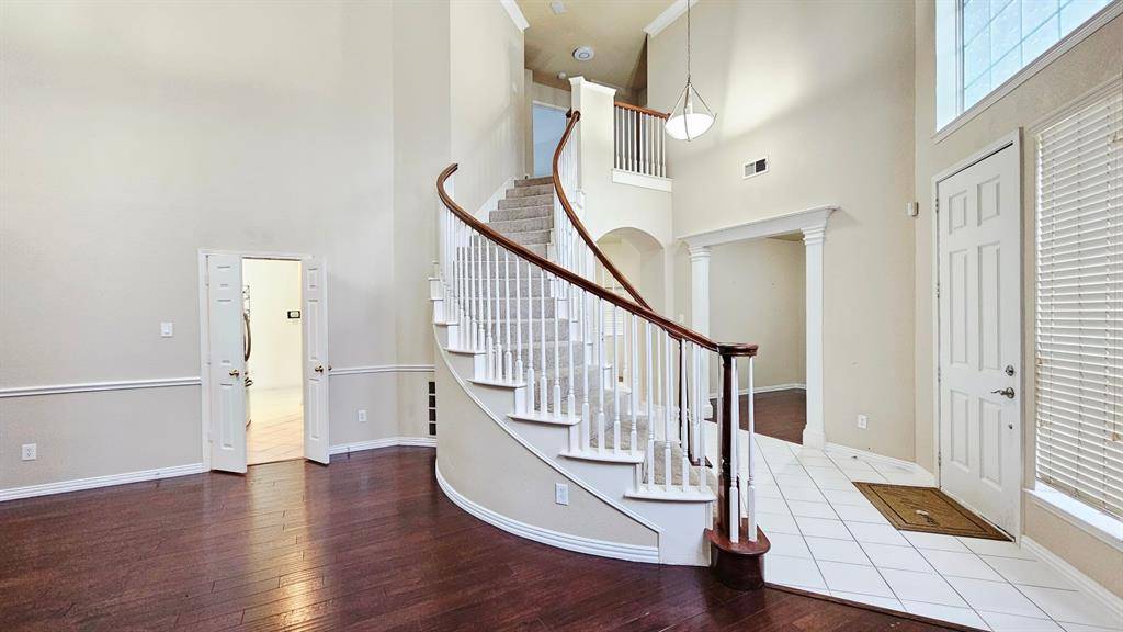 112 Ranch Trail, Irving, TX 75063