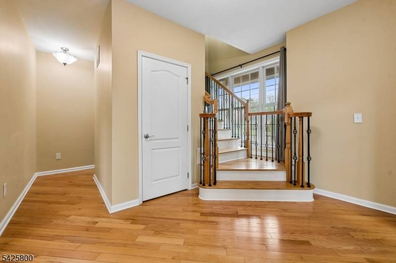 20 Gable Walk #20, Livingston Twp., NJ 07039