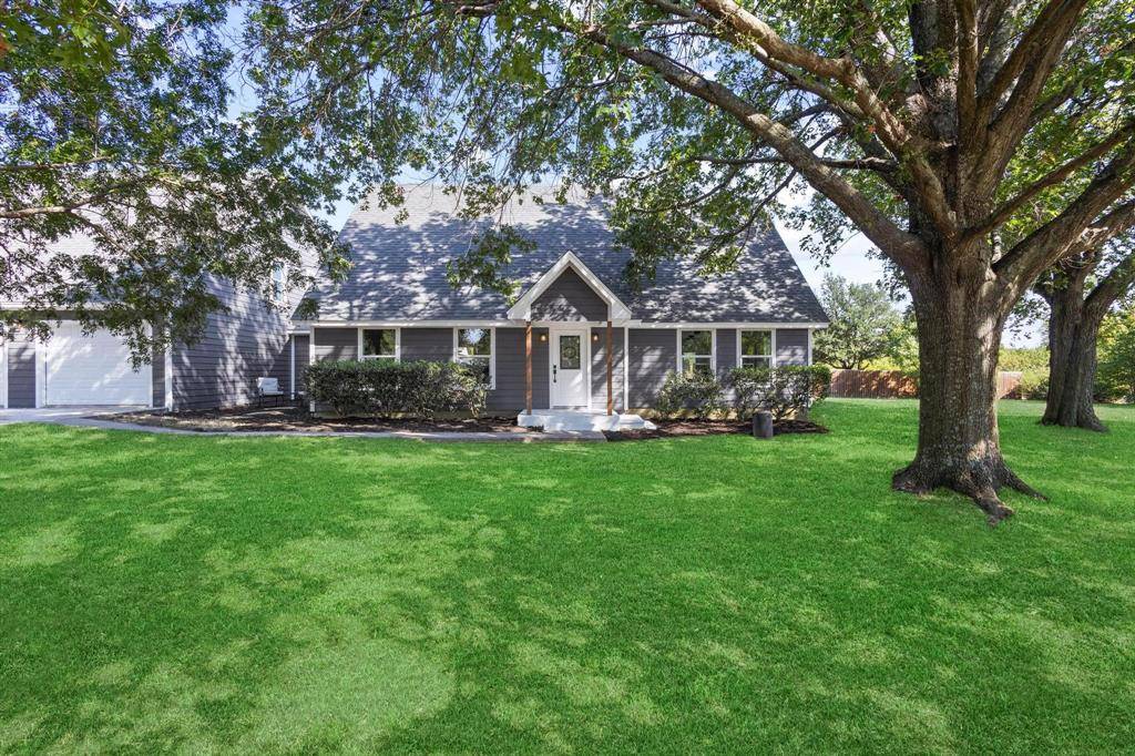 34 Cambridge Drive, Pottsboro, TX 75076