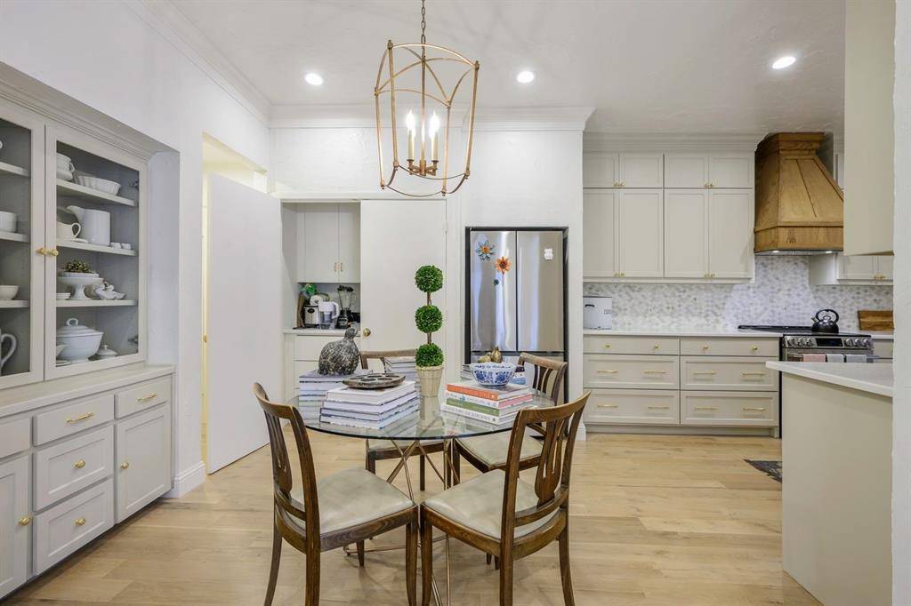 12332 Montego Plaza, Dallas, TX 75230