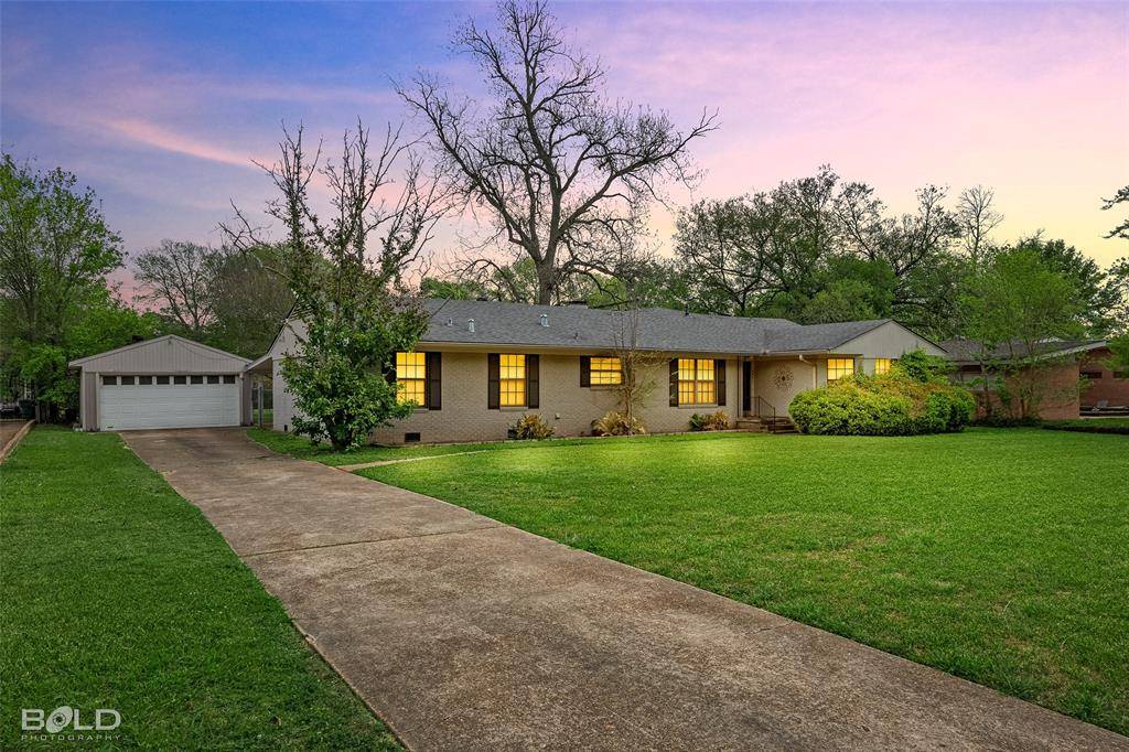 4445 Gilbert Drive, Shreveport, LA 71106